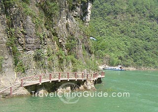 长江瞿塘峡古栈道