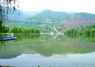 小浪底水利风景