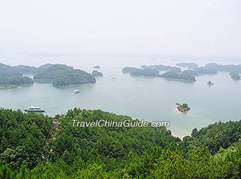 Thousand Islets Lake