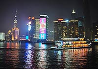 黄浦江的夜景