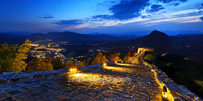 夜游司马台长城