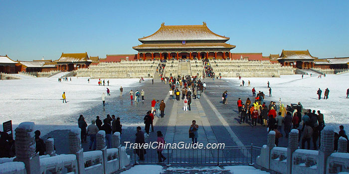 在故宫赏雪